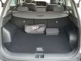 Kia Sportage (2024) thumbnail 5