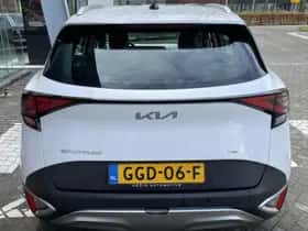 Kia Sportage (2024) thumbnail 6