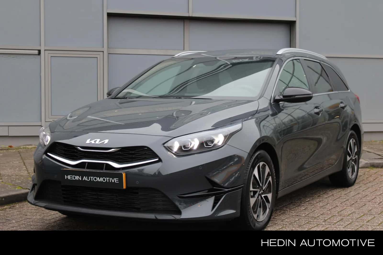 Kia Ceed Sportswagon (2025) — foto 1