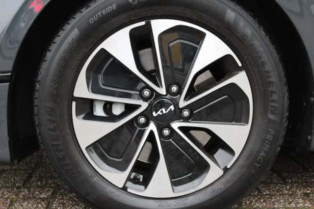 Kia Ceed Sportswagon (2025) thumbnail 5