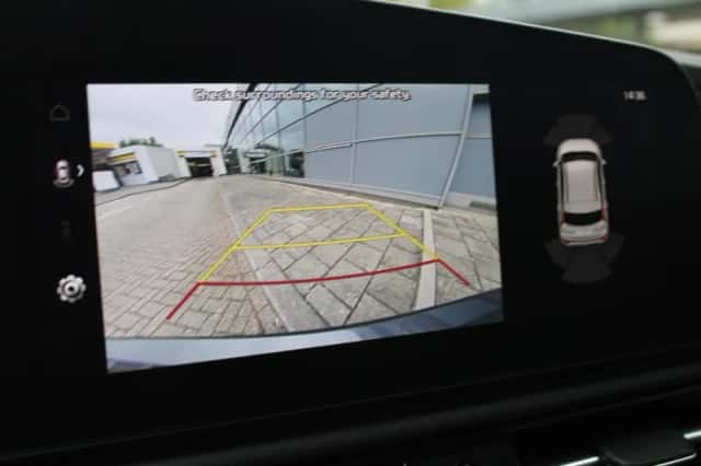 Kia Niro EV (2023) thumbnail 16