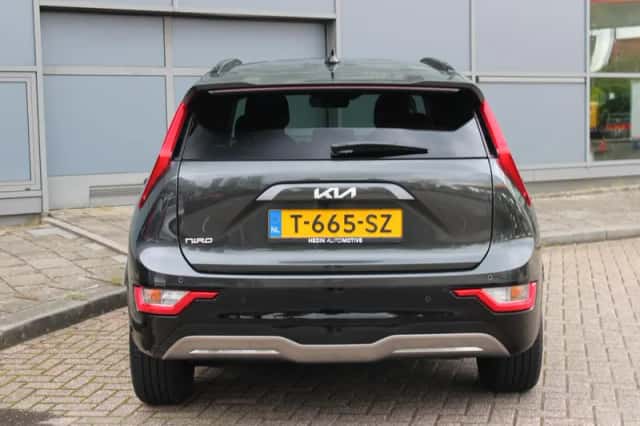 Kia Niro EV (2023) thumbnail 24
