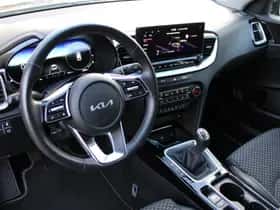 Kia Ceed Sportswagon (2024) thumbnail 9