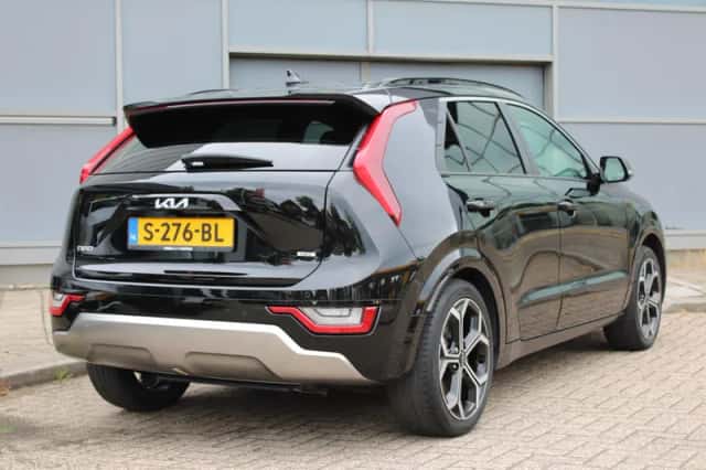 Kia Niro (2023) thumbnail 2