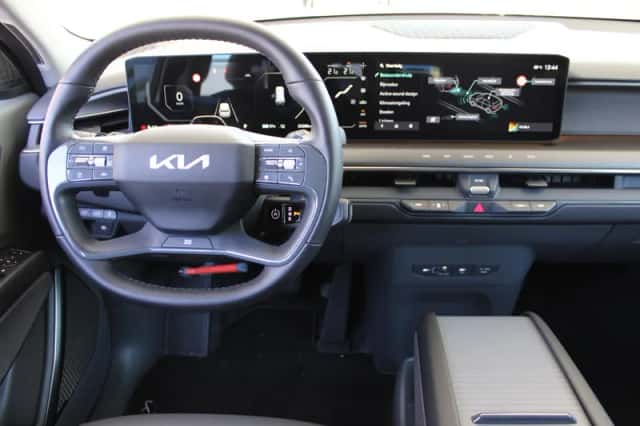 Kia EV9 (2025) thumbnail 3