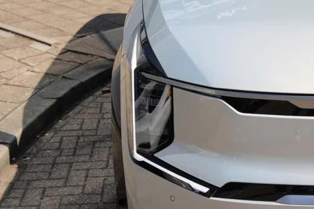 Kia EV9 (2025) thumbnail 6