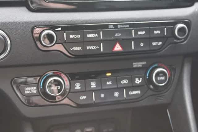 Kia Niro (2017) thumbnail 19