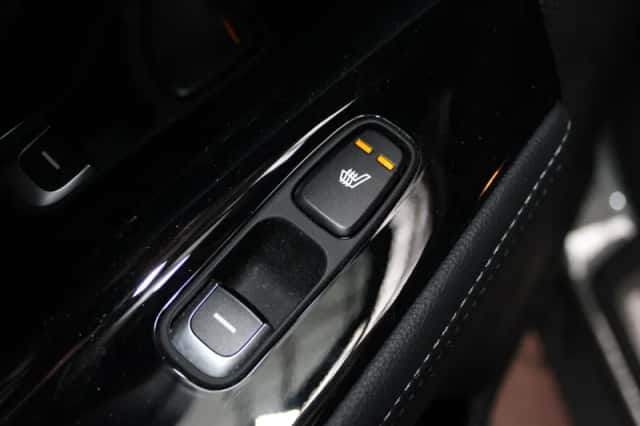 Kia Niro (2017) thumbnail 10