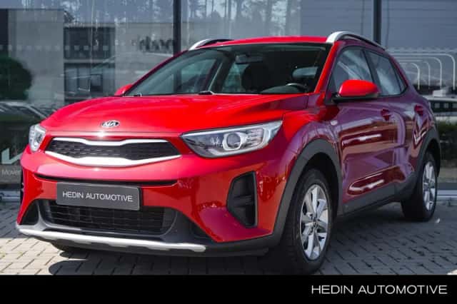Kia Stonic (2021) thumbnail 1