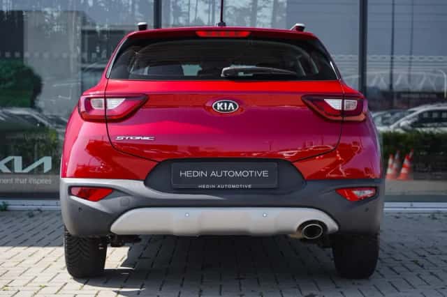 Kia Stonic (2021) thumbnail 5
