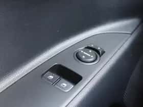 Kia Stonic (2023) thumbnail 18