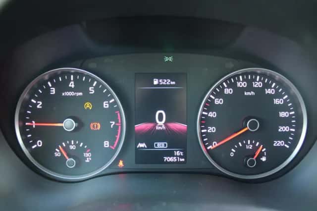Kia Stonic (2023) thumbnail 6