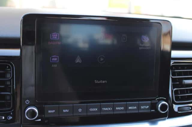 Kia Stonic (2023) thumbnail 9