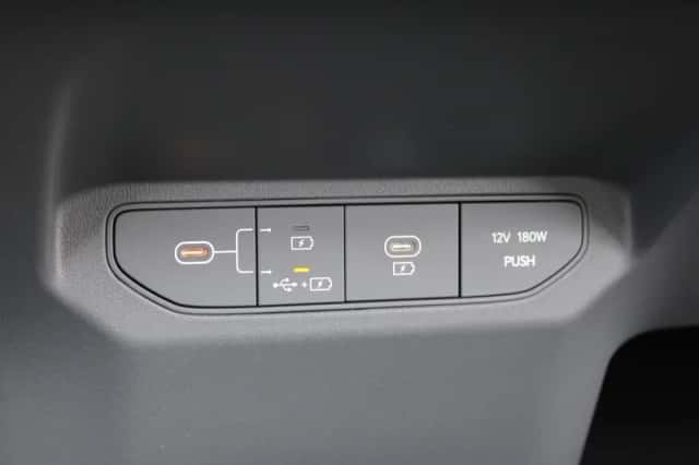 Kia EV3 (2025) thumbnail 23