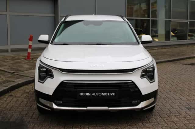 Kia Niro (2024) thumbnail 2