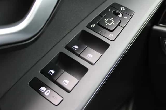 Kia Niro (2024) thumbnail 12