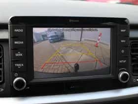 Kia Stonic (2019) thumbnail 9