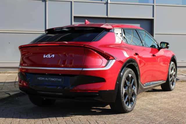 Kia EV6 (2026) thumbnail 2