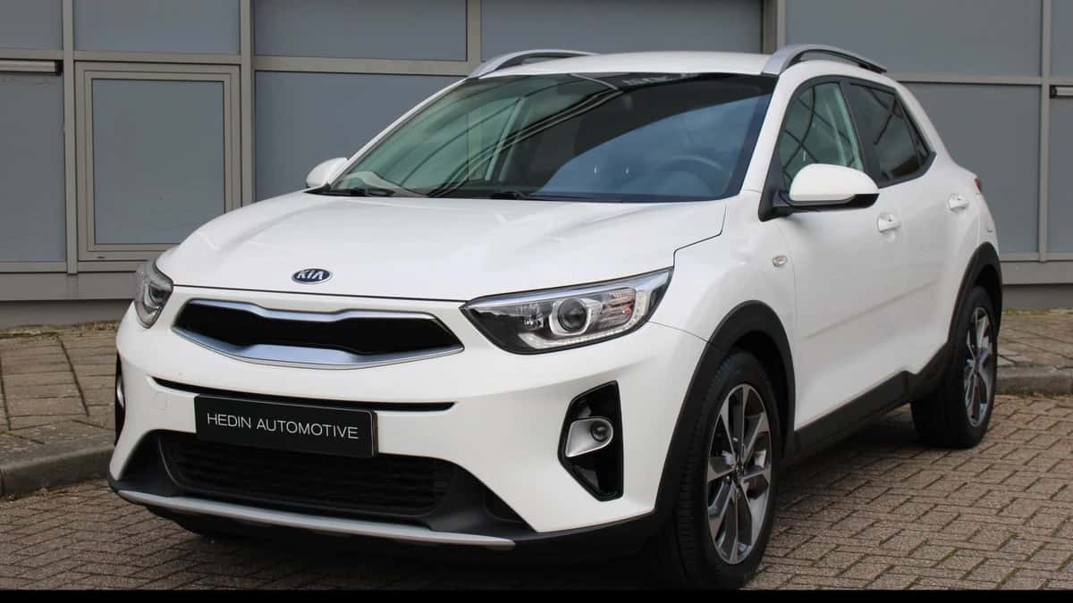 Kia Stonic (2020) — foto 1