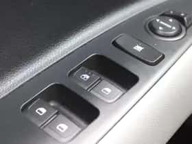 Kia Stonic (2020) thumbnail 17