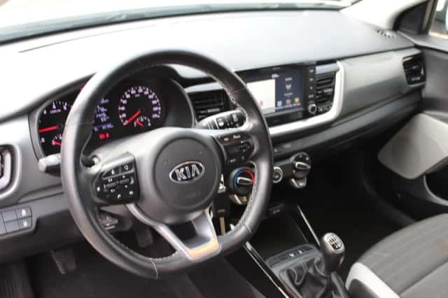 Kia Stonic (2020) thumbnail 7