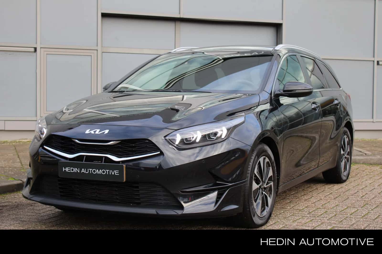 Kia Ceed Sportswagon (2025) — foto 1