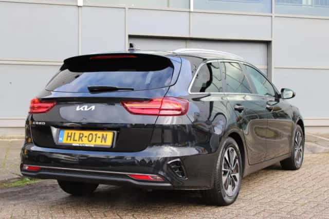 Kia Ceed Sportswagon (2025) thumbnail 2