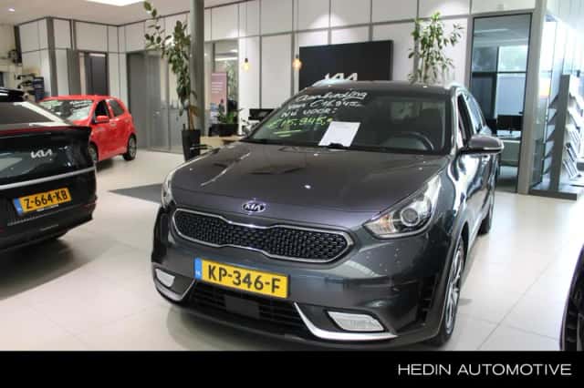 Kia Niro (2016) thumbnail 1