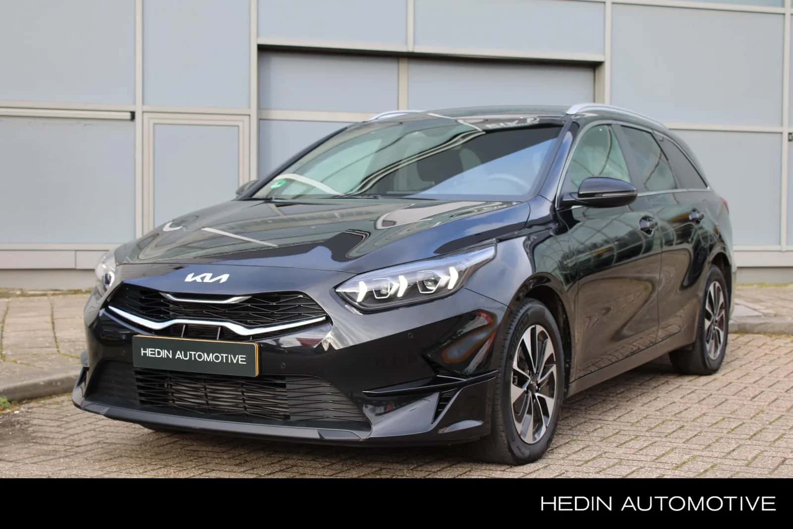 Kia Ceed Sportswagon (2025) — foto 1