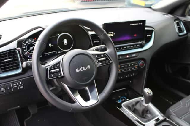 Kia Ceed Sportswagon (2025) thumbnail 8