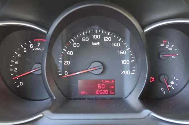 Kia Picanto (2016) thumbnail 4