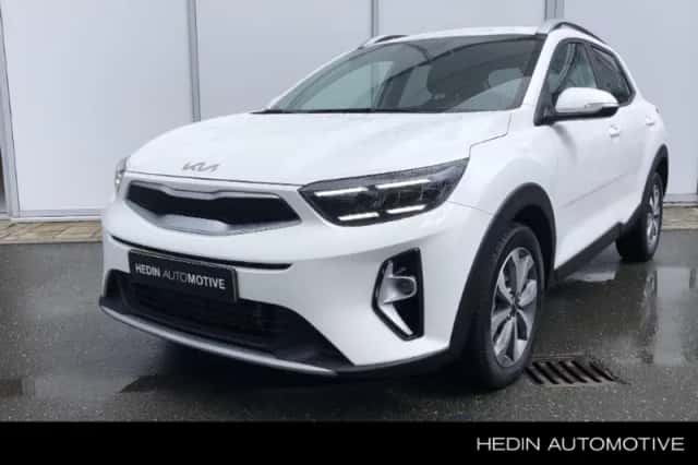 Kia Stonic (2025) thumbnail 1