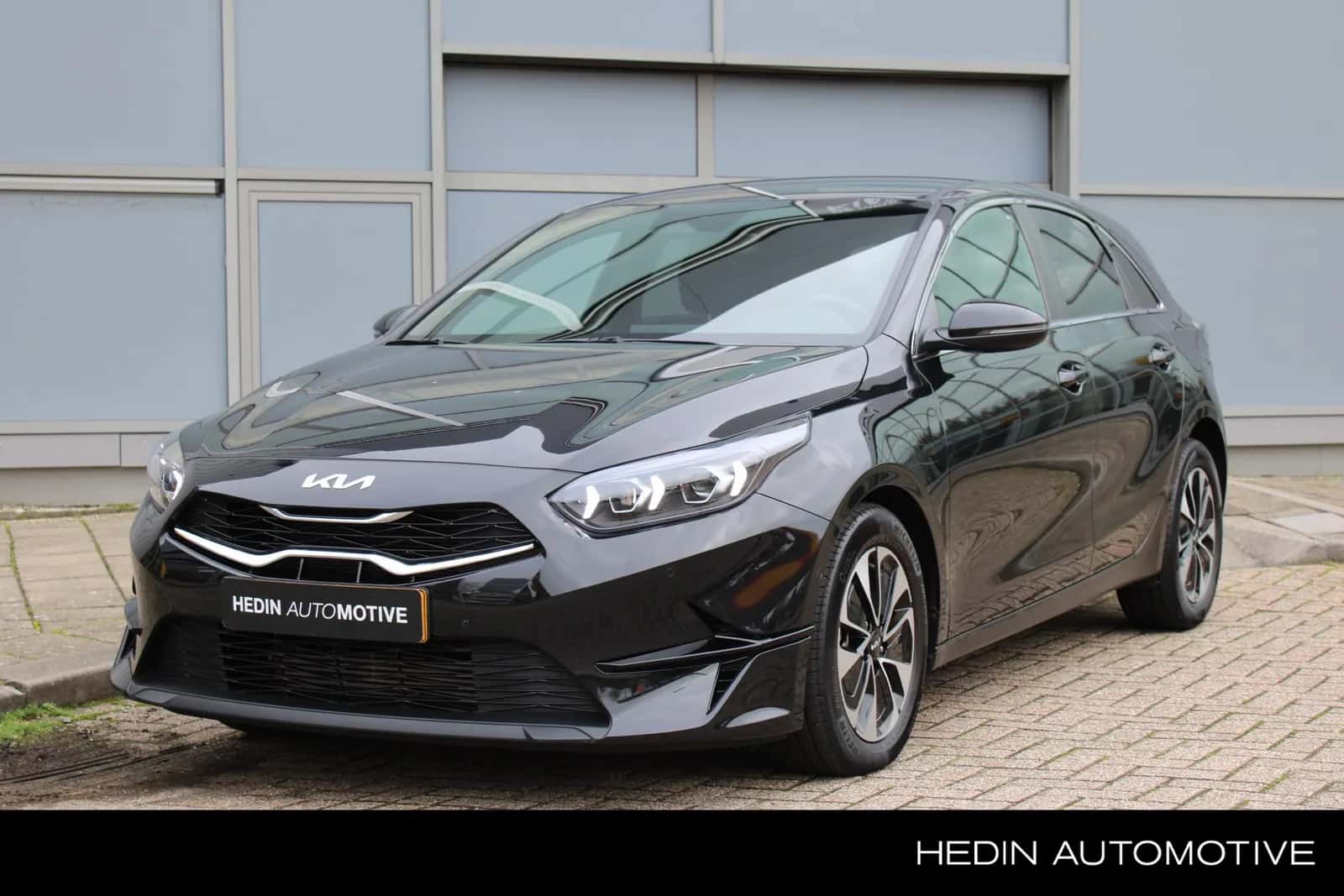 Kia Ceed (2025) — foto 1
