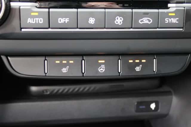 Kia Ceed (2025) thumbnail 16