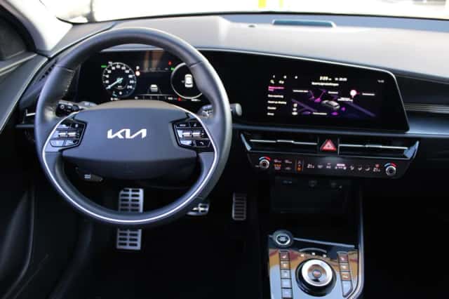 Kia Niro (2022) thumbnail 3