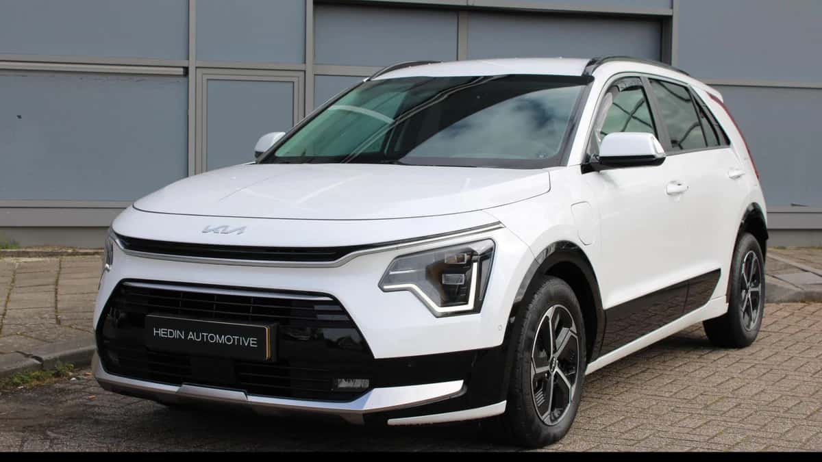 Kia Niro (2024) — foto 1