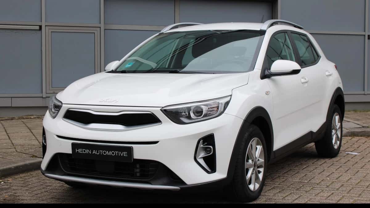 Kia Stonic (2022) — foto 1