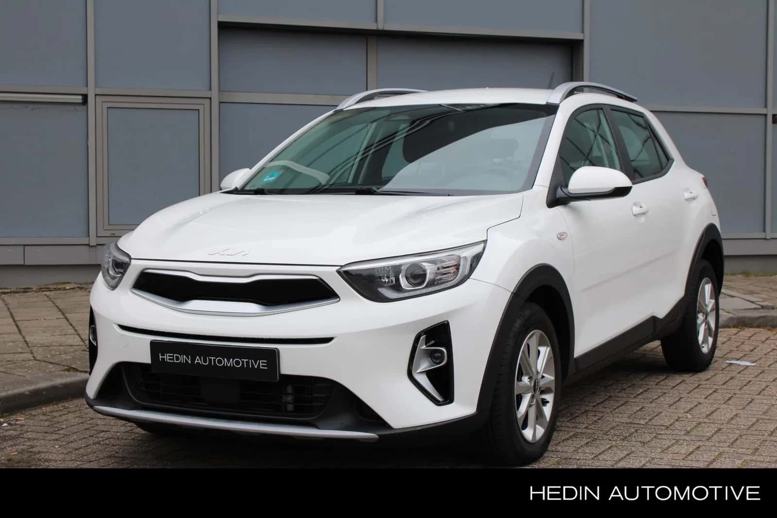 Kia Stonic (2022) — foto 1