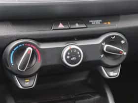 Kia Stonic (2022) thumbnail 15