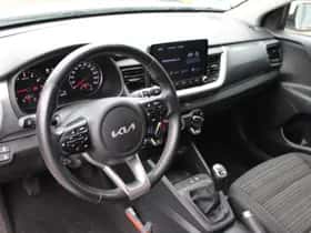 Kia Stonic (2022) thumbnail 17