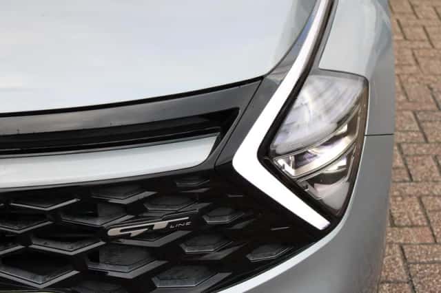 Kia Sportage (2024) thumbnail 3