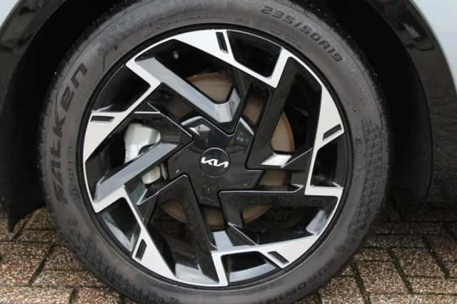 Kia Sportage (2024) thumbnail 5