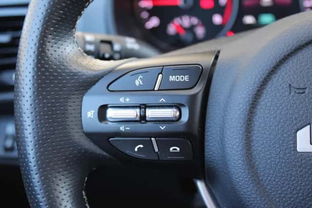 Kia Stonic (2023) thumbnail 16