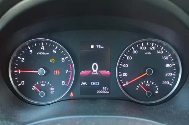 Kia Stonic (2023) thumbnail 5