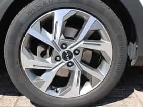 Kia Stonic (2023) thumbnail 7