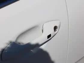 Kia Stonic (2023) thumbnail 8