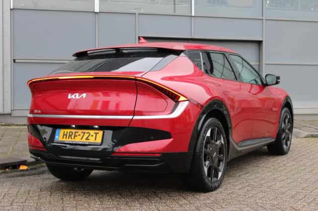 Kia EV6 (2025) thumbnail 2
