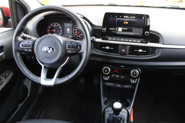 Kia Picanto (2021) thumbnail 3