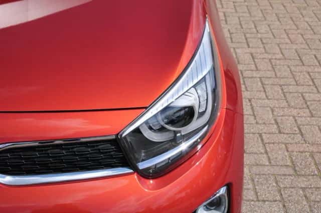 Kia Picanto (2021) thumbnail 4