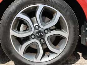Kia Picanto (2021) thumbnail 6